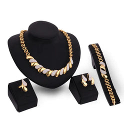 Gold Indian Bridal Jewelry Set: Women Bridal Jewelry Set