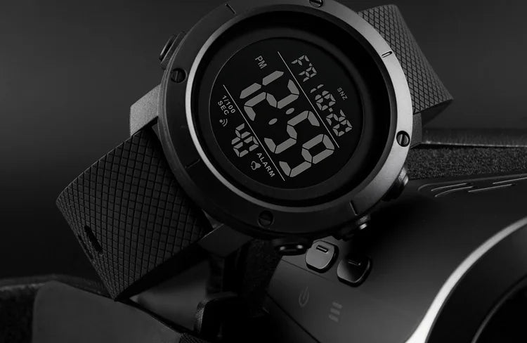 Men's Fashion Digital Watch – Waterproof Sports Watch with Alarm
