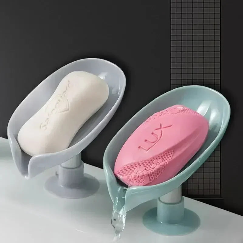 Grey Lamp Post drain soap holder for kitchen and bathroom, a practical bathroom tool for organizing soap.