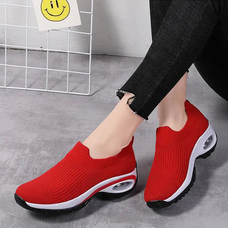 Black women’s walking sneakers by Lamp Post, featuring comfortable design and stylish look for everyday casual wear.