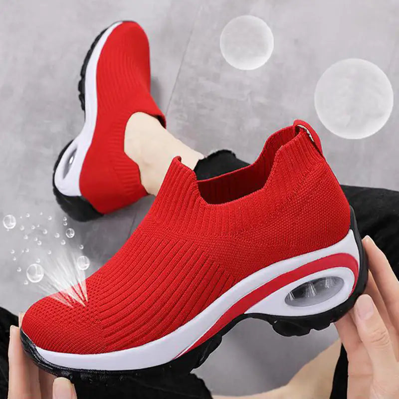 Black women's walking sneakers by Lamp Post, featuring comfortable design and casual style for everyday wear.