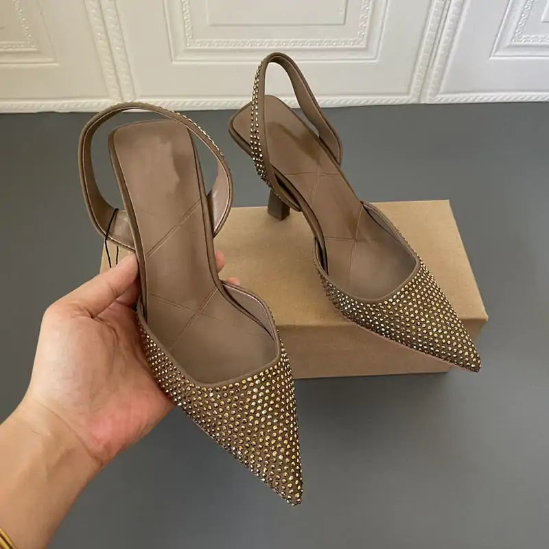 Black women's fashion shoes by Lamp Post, stylish and comfortable women shoes for everyday wear.