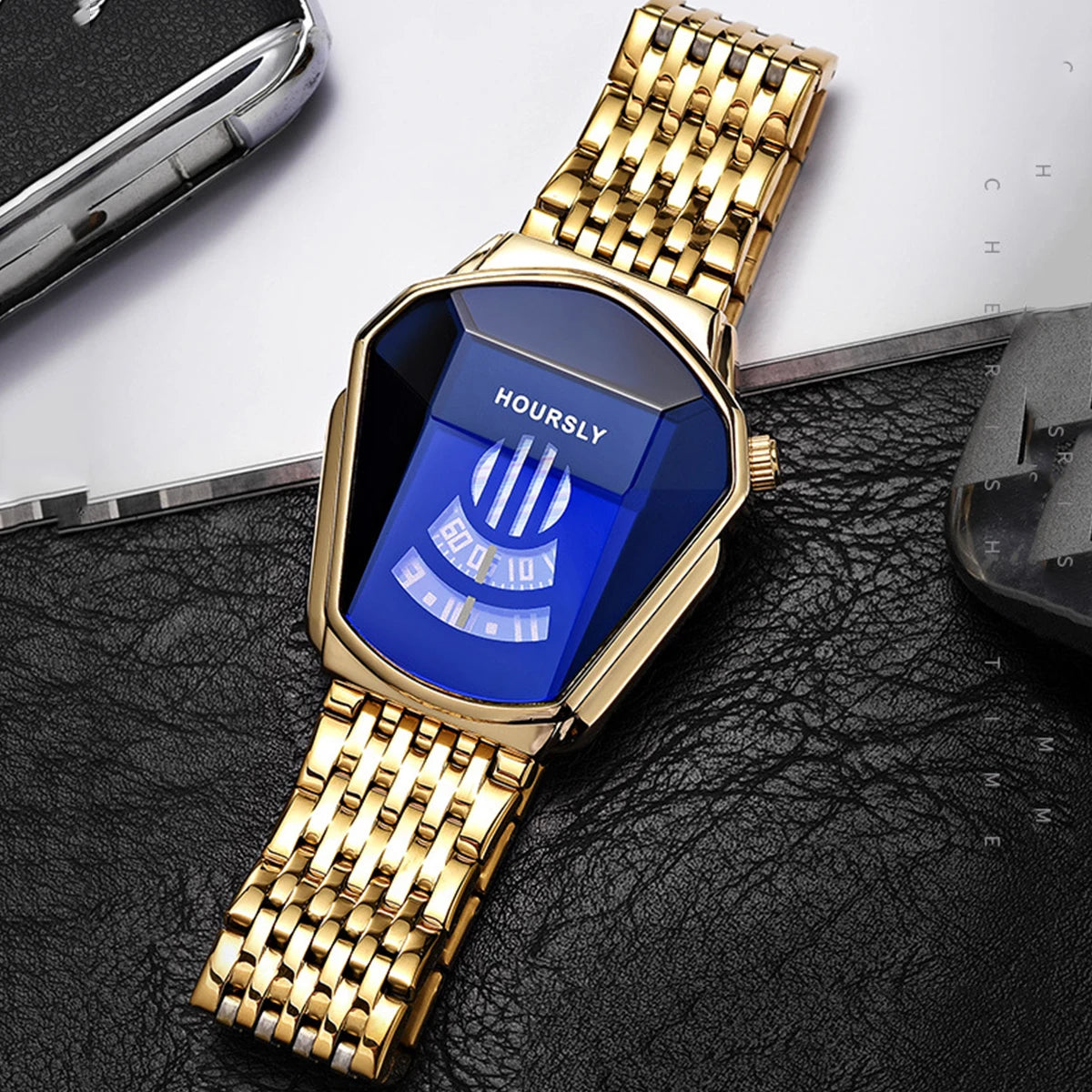 Men's waterproof quartz motorcycle personality watch by Lamp Post featuring a blue dial and sporty design.