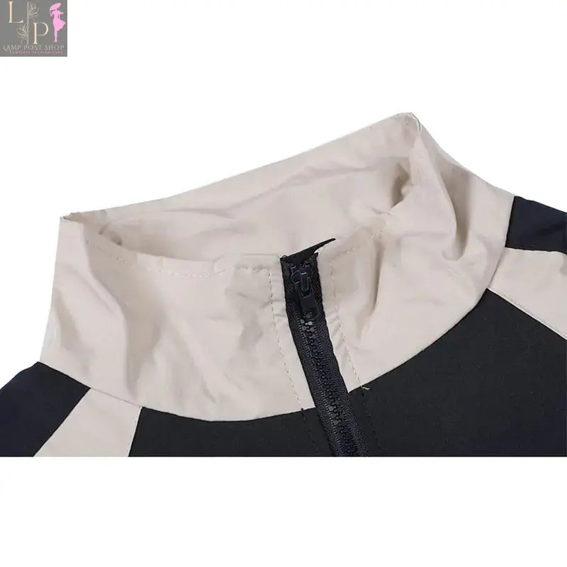 Black men's jacket by Lamp Post, medium size for 48-55kg, shown on a model with front view and zipper details.