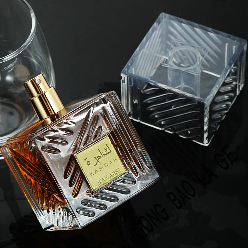 Lamp Post Arabia Flirting unisex perfume for women, 100ml bottle with woody scent, elegant Eau De Parfum for women.
