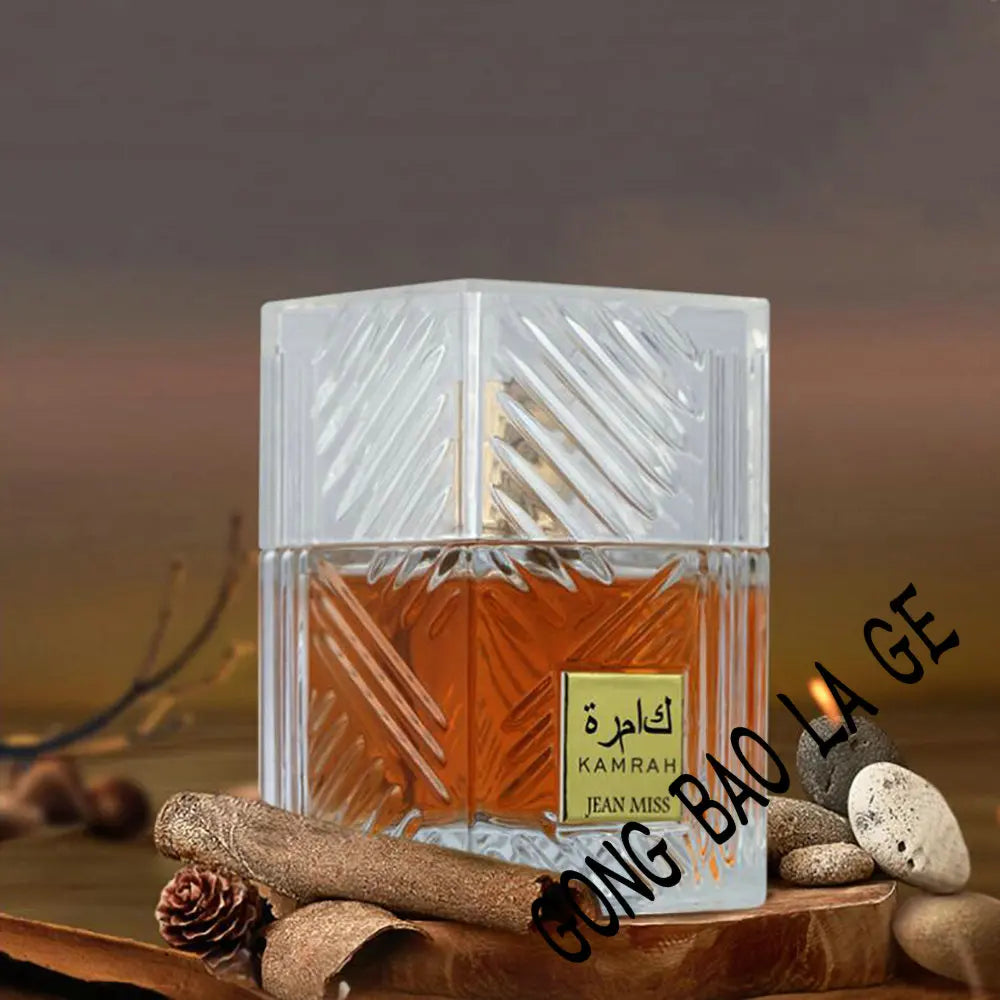 Lamp Post Arabia Flirting unisex perfume for women, 100ml bottle with woody scent, elegant fragrance for women and men.