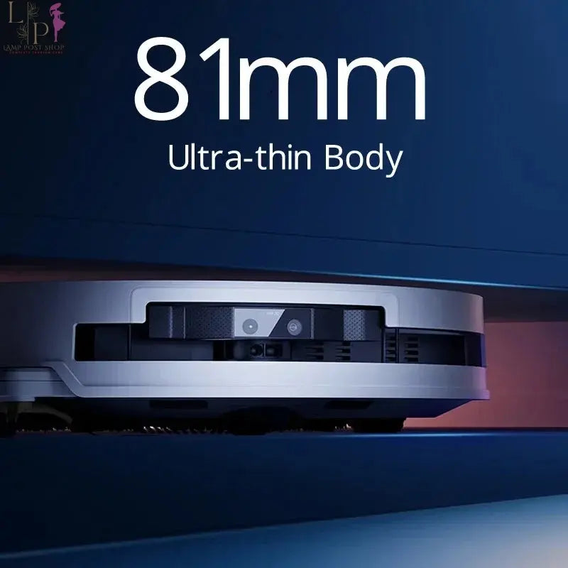 White Lamp Post robot vacuum for pet hair with advanced mapping technology, ideal for cleaning pet hair efficiently.
