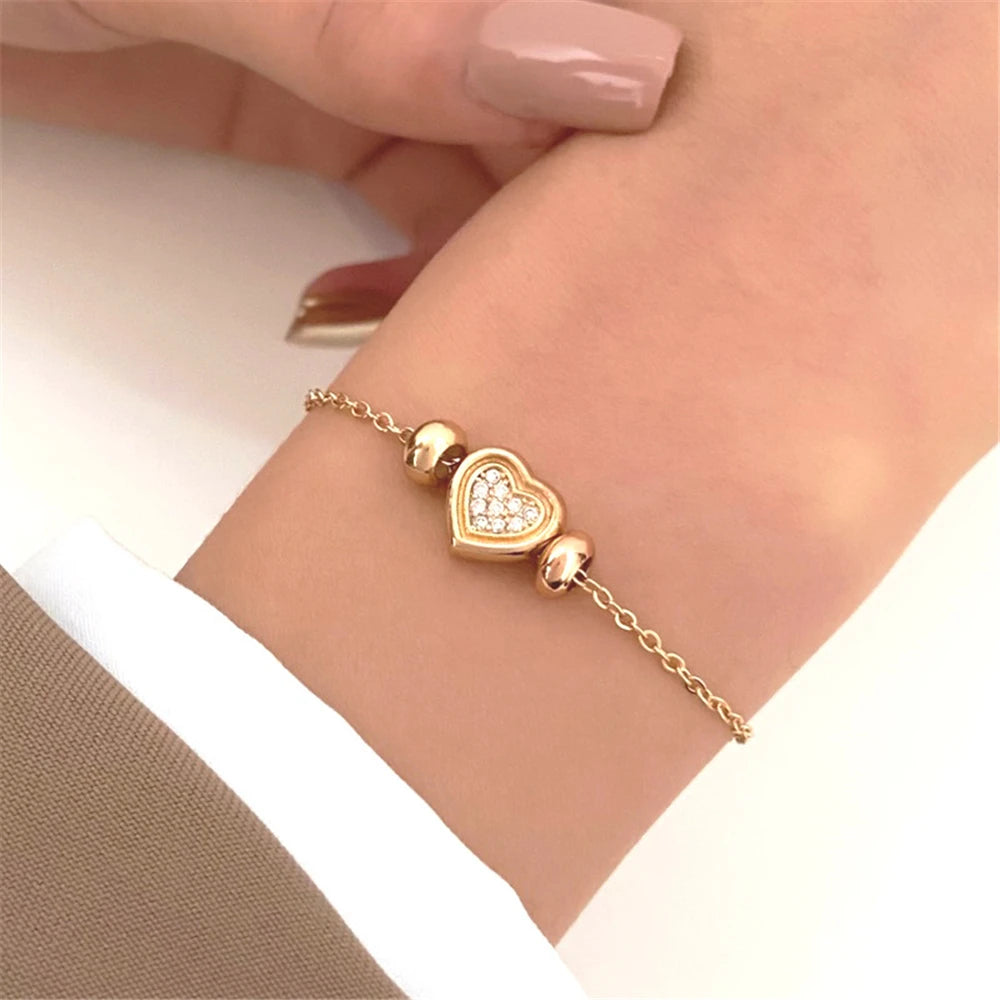 White Lamp Post women's fashion watch with a simple, elegant design and luxurious style for ladies.