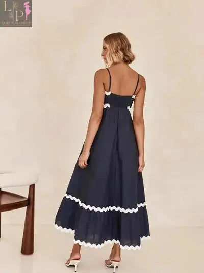Black Lamp Post Benny Maxi Dress for women, lightweight summer dress with a flowing silhouette and sleeveless design.