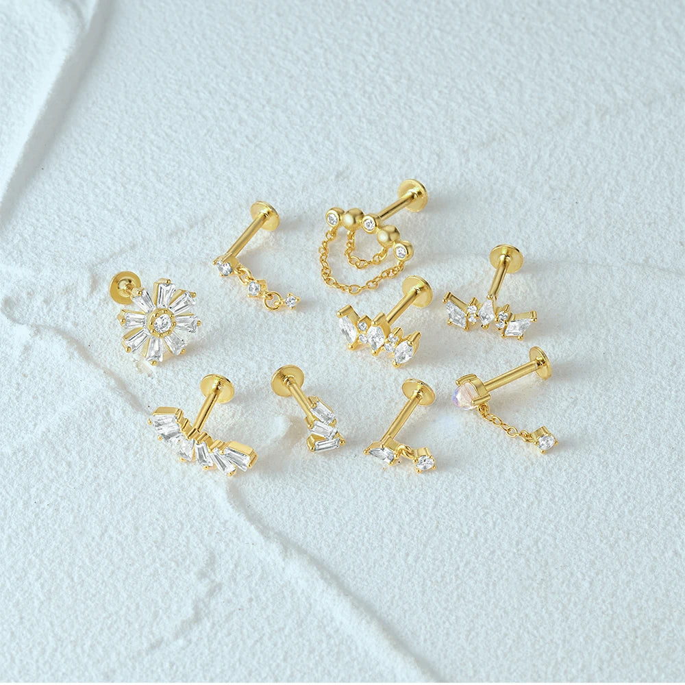 Lamp Post pierced stud earring for women, stylish jewelry suitable for parties or as a gift, featuring a sleek design.