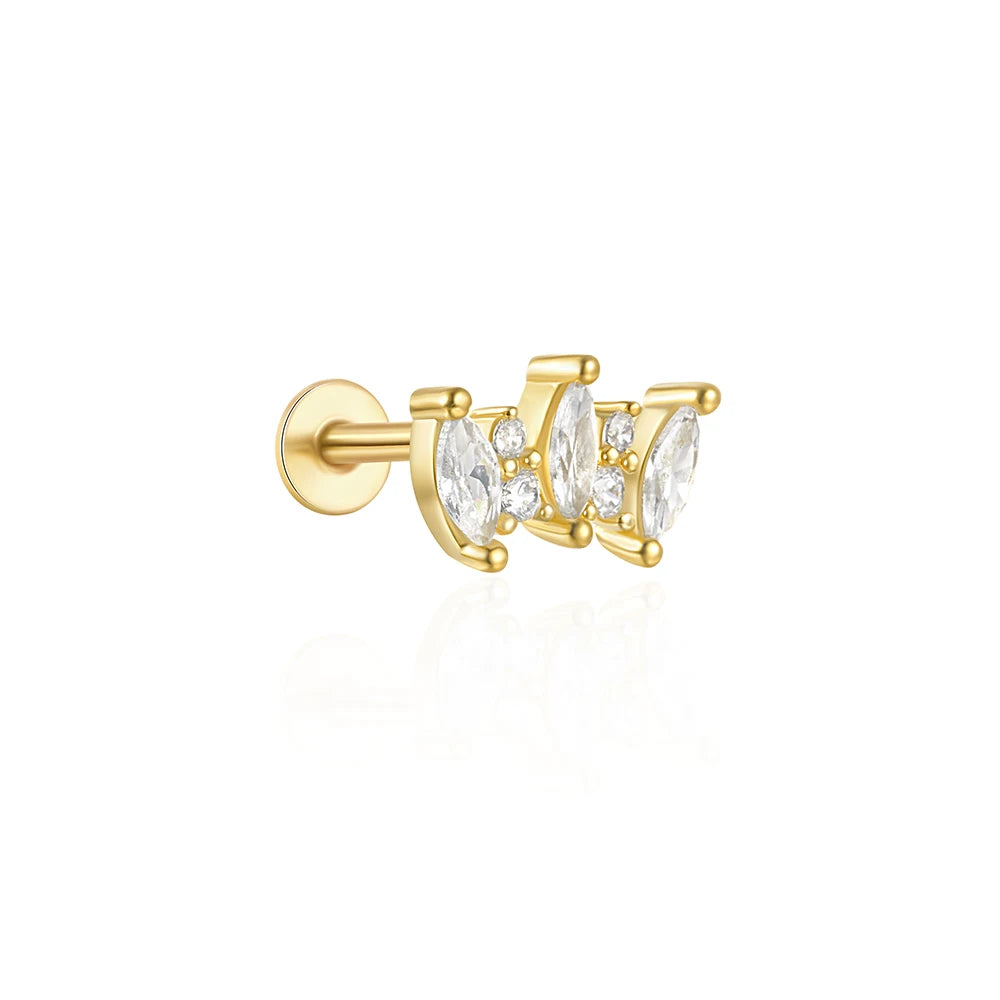 Lamp Post pierced stud earring for women, elegant jewelry suitable for parties and gifts, featuring a stylish design for pierced ears.