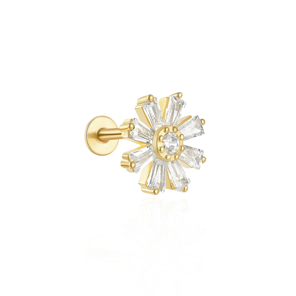 Lamp Post pierced stud earring for women, stylish and elegant ear jewelry perfect for parties and gifting occasions.