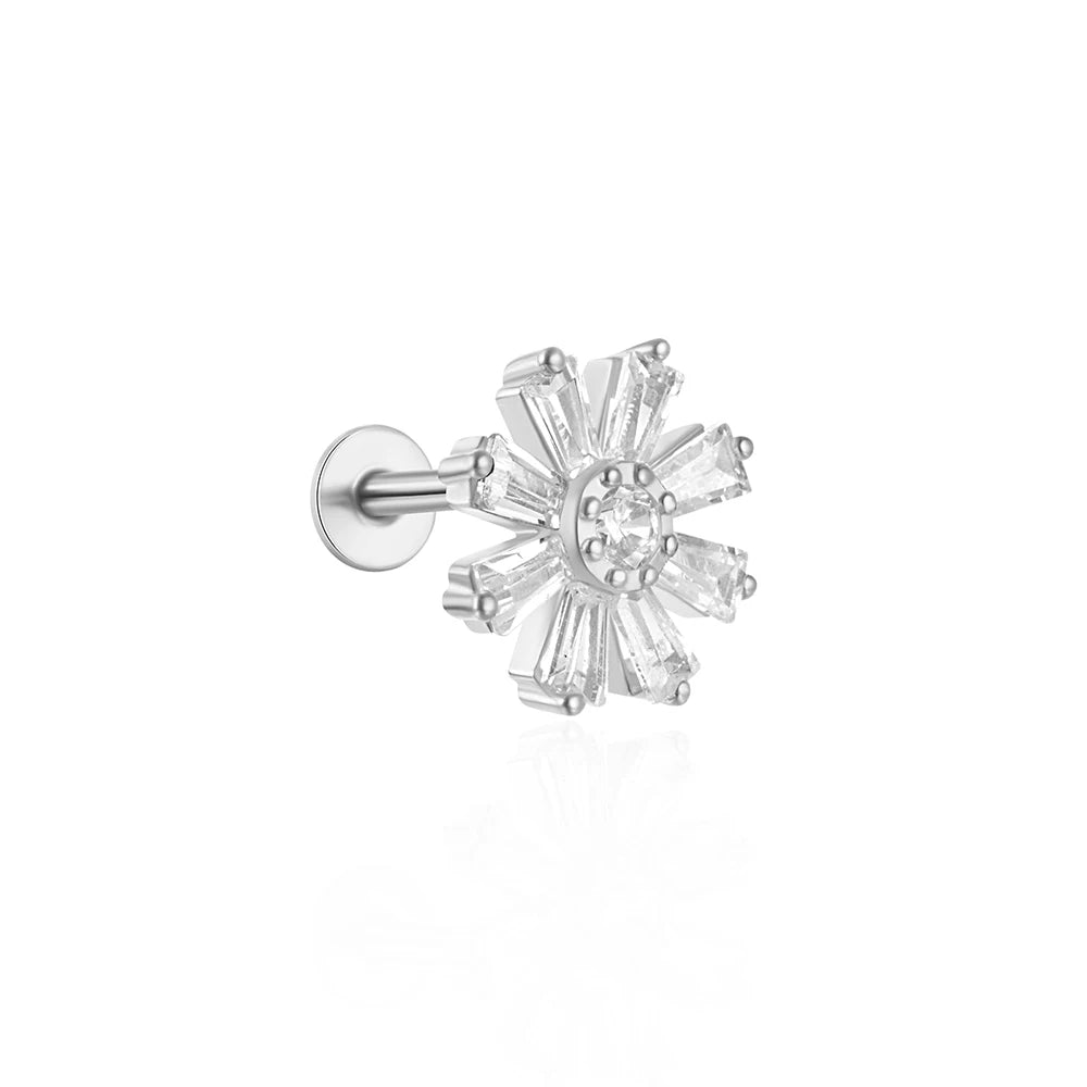 Lamp Post pierced stud earrings for women, stylish and elegant ear jewelry perfect for parties or gifts.