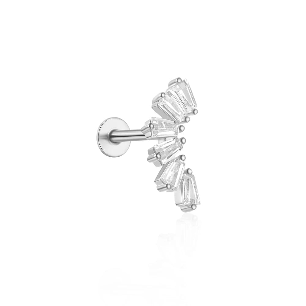Lamp Post pierced stud earring for women, perfect for parties and gifts, featuring a sleek and elegant design.