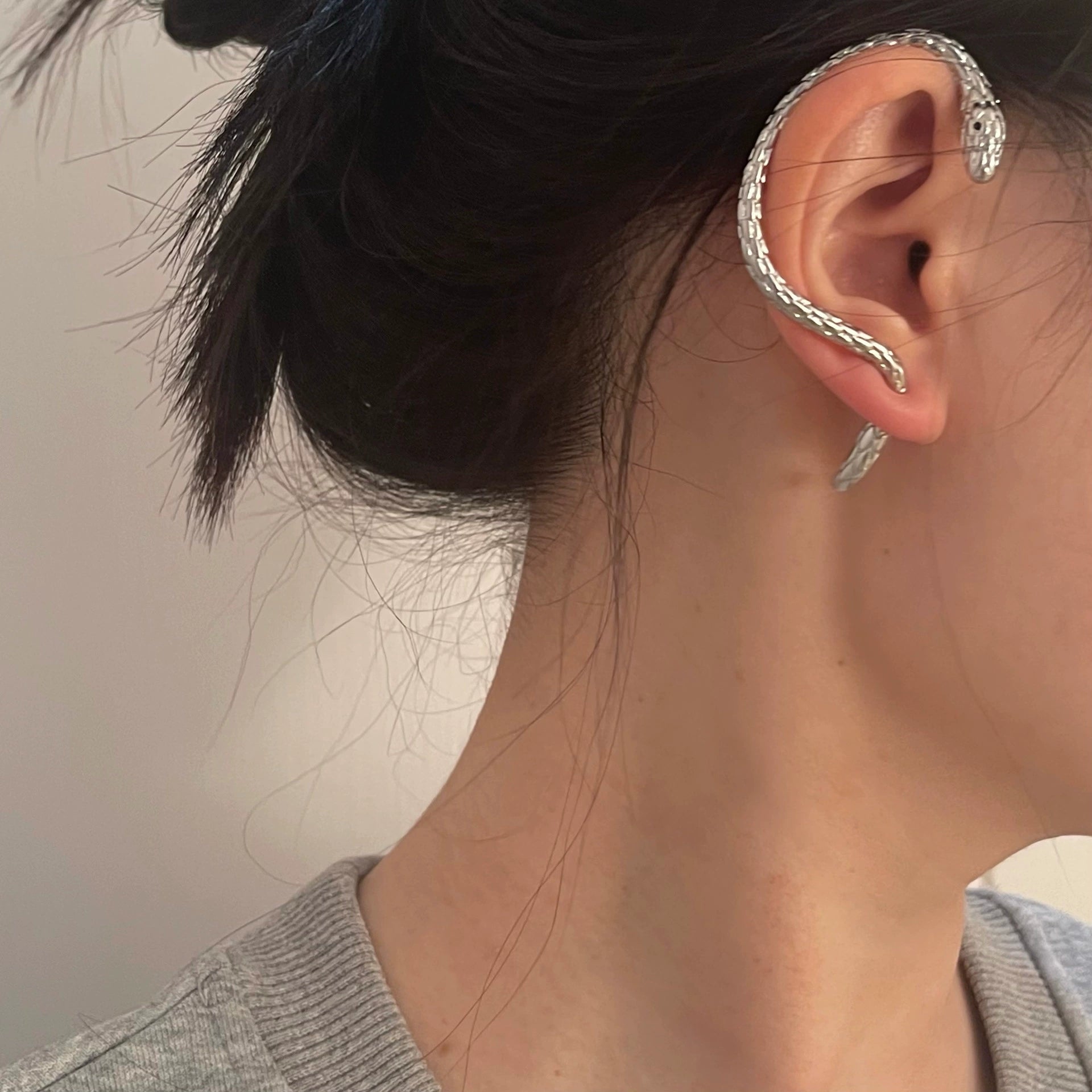 Lamp Post snake shape women ear rings with ear holes, stylish ear hanging jewelry featuring a sleek serpent design.