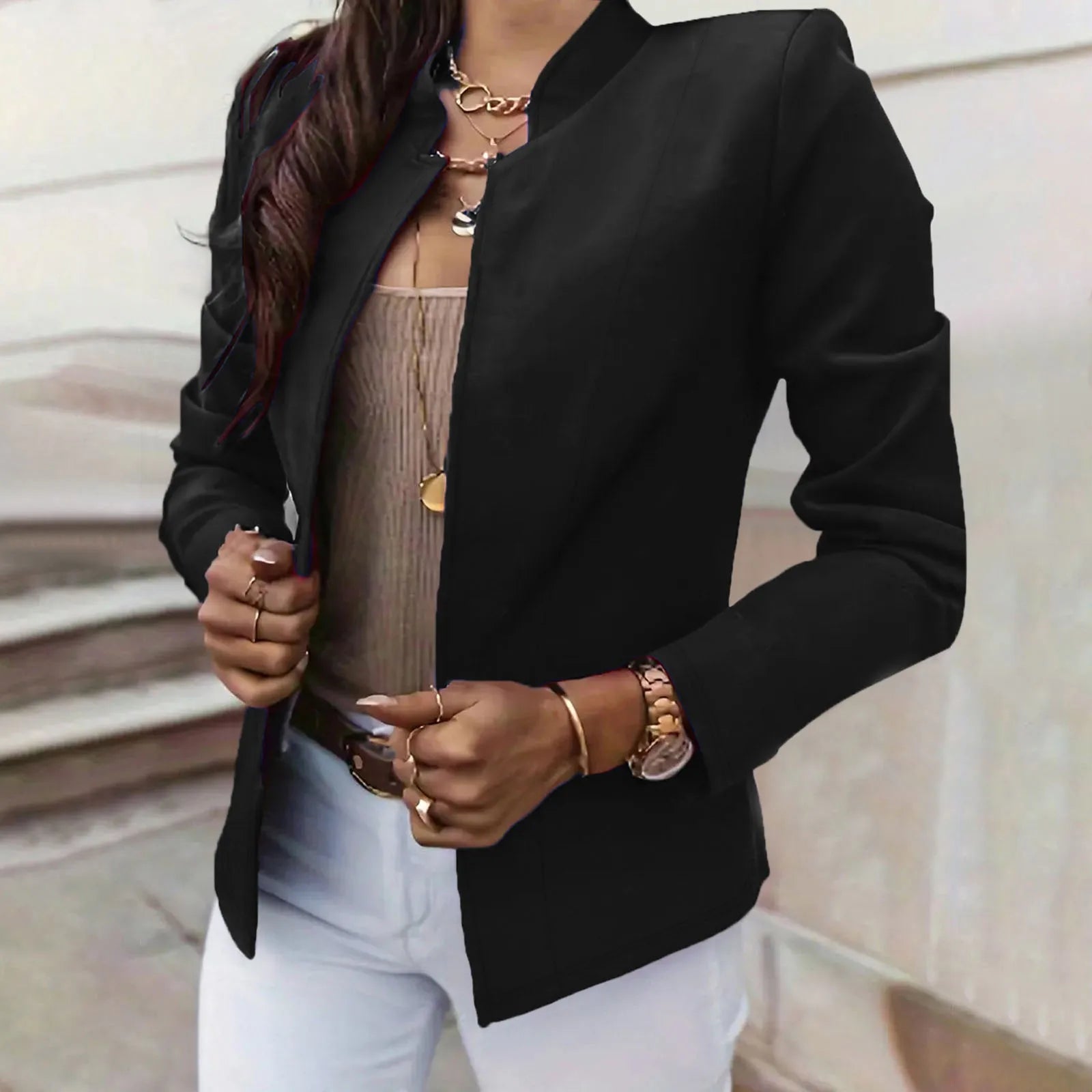 Lamp Post women's thin blazer for autumn winter 2024, stylish jacket with a tailored fit, shown in a vibrant red color.