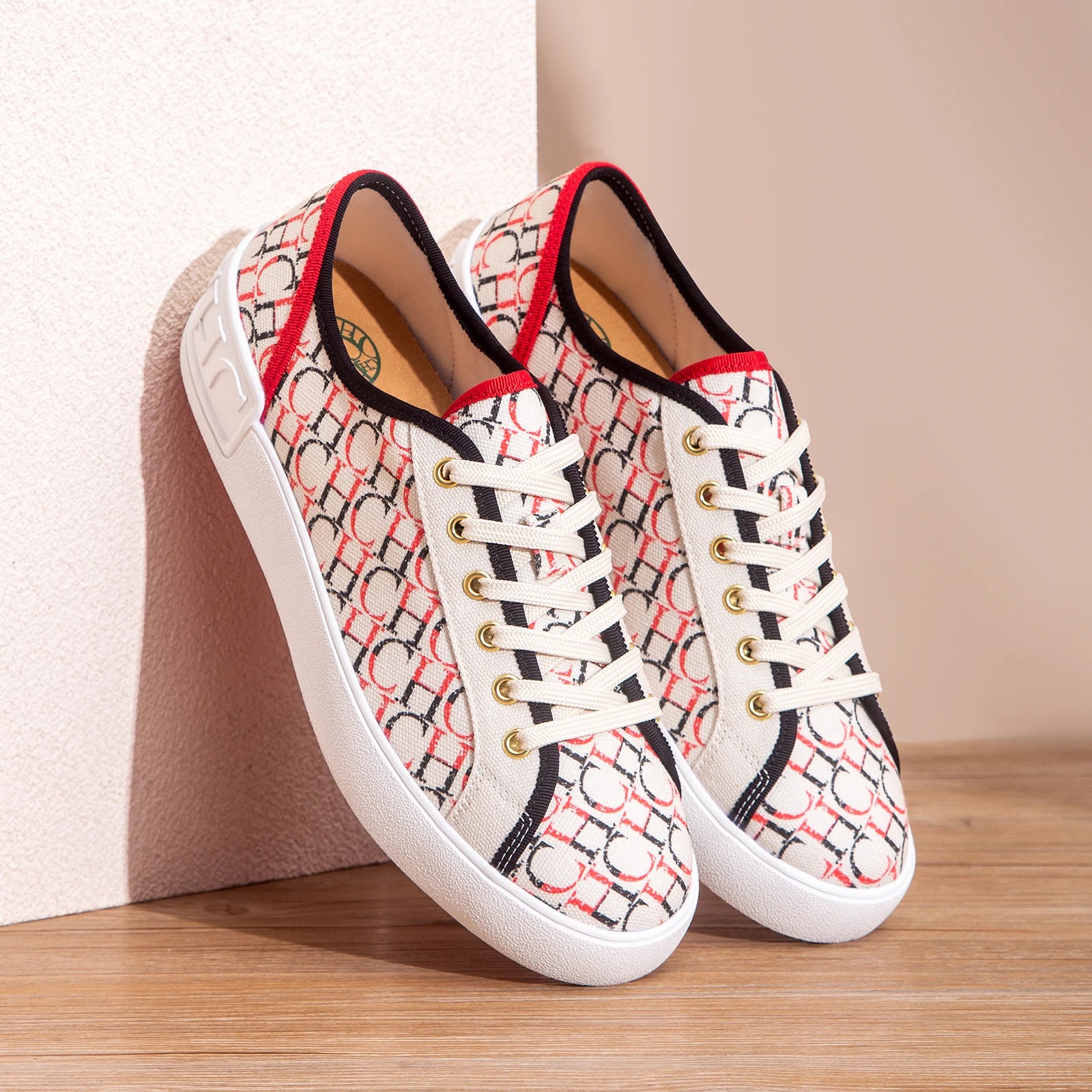 Black women's luxury casual canvas shoes by Lamp Post, comfortable walking shoes for autumn 2025.