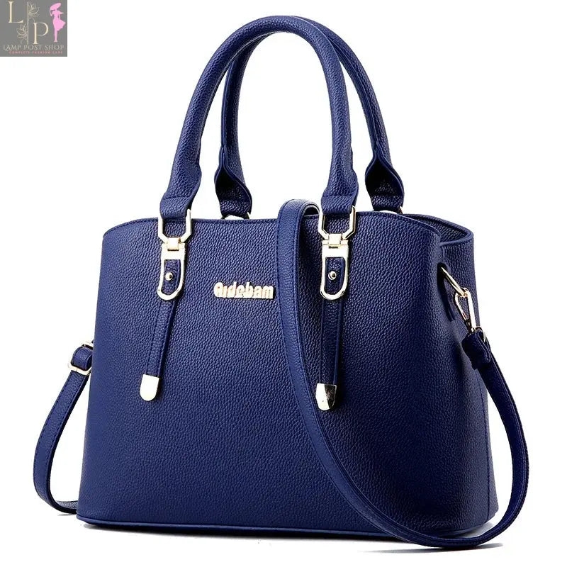 Leather women’s casual tote bag with spacious interior, featuring a sleek design and sturdy handles, perfect for everyday use.