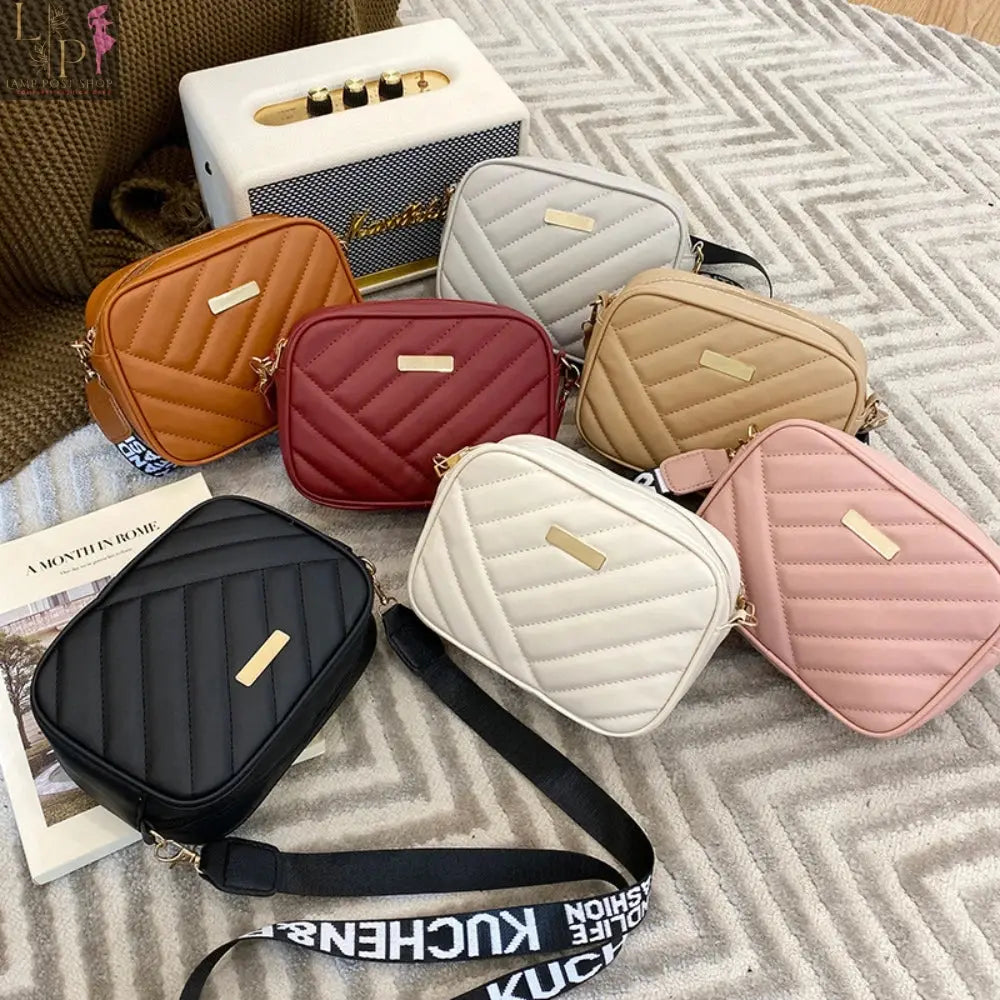 Red high-quality PU shoulder bag for women, casual crossbody messenger bag with phone pocket, stylish and cool female handbag.