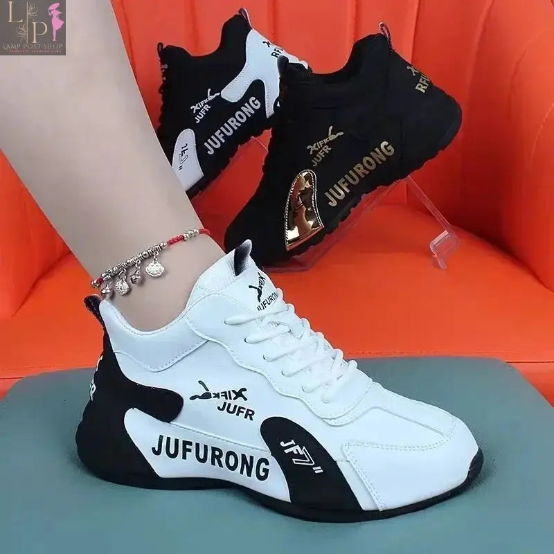 White women's summer sneakers with lace-up design, platform sole, casual sports style, ideal for walking and everyday wear.